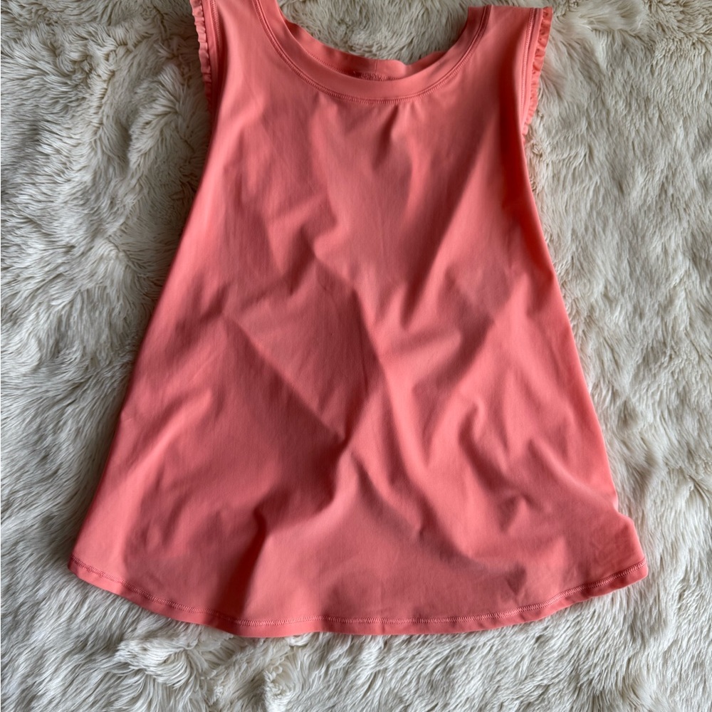 Lululemon Women's workout Top - Picture 2 of 3
